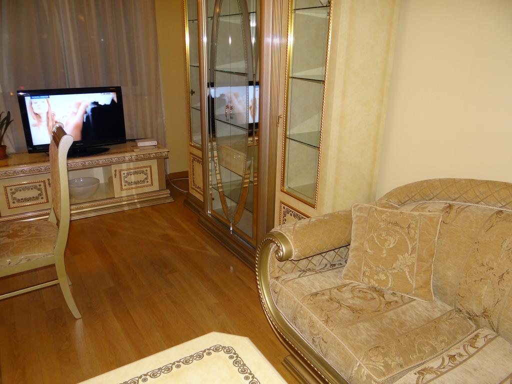 Luxury Versailles Apartments Center Opera Burgas City Exterior foto