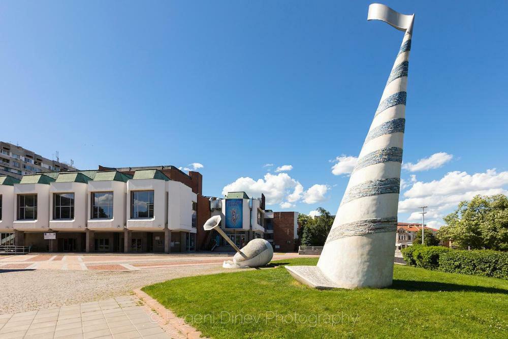 Luxury Versailles Apartments Center Opera Burgas City Exterior foto