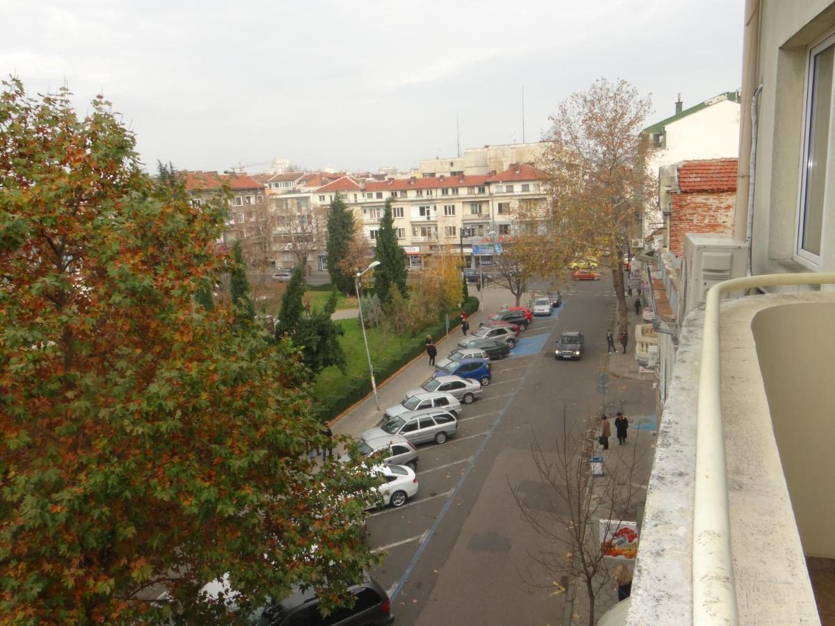 Luxury Versailles Apartments Center Opera Burgas City Exterior foto